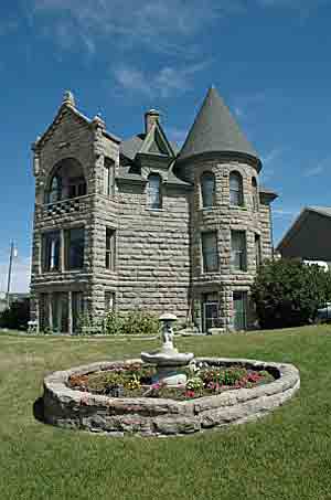 White Sulphur Springs Castle