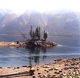 Lake Minnewanka